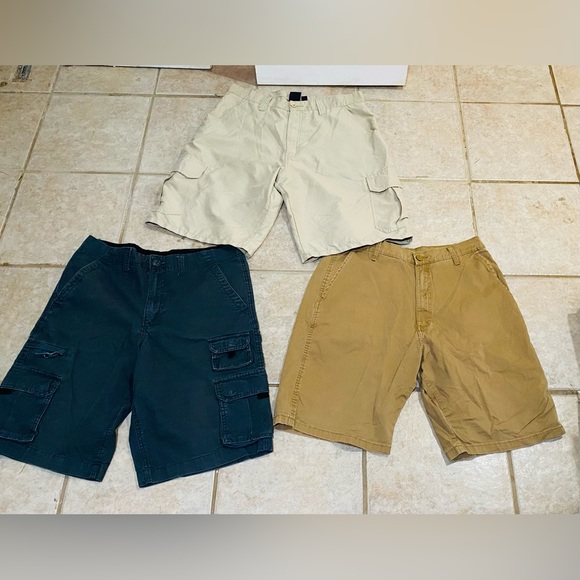 Wrangler, Faded Glory, Burnside Men’s 32 Shorts Bundle Lot Of 3 - Picture 2 of 7